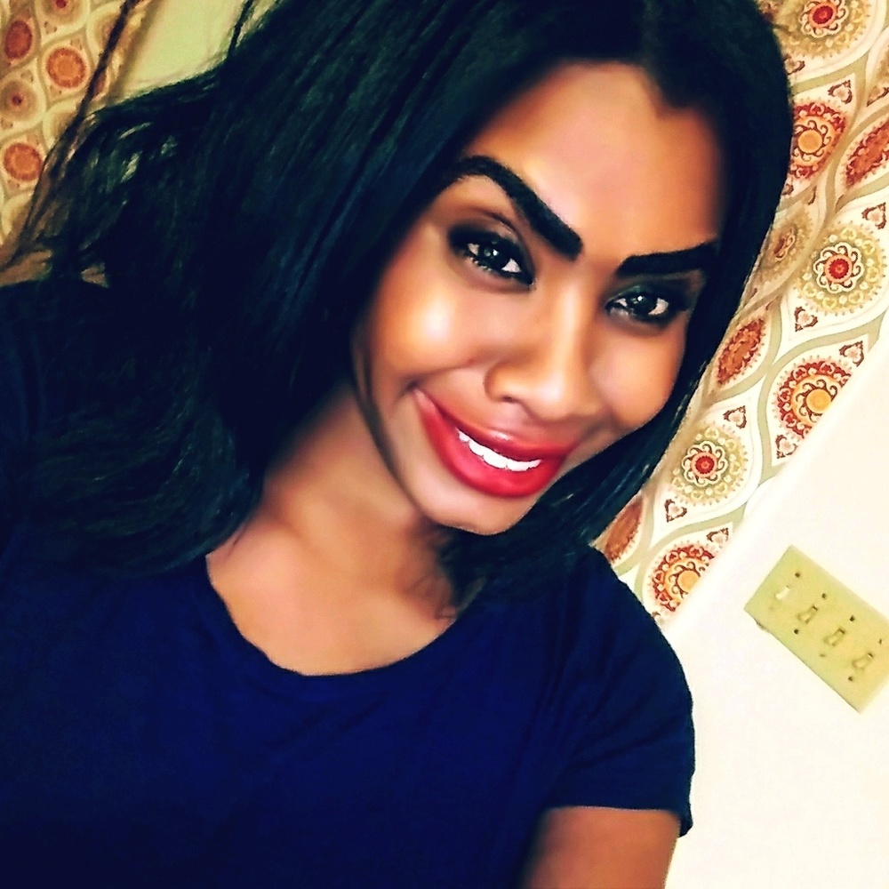 Meet your Posher, Gia